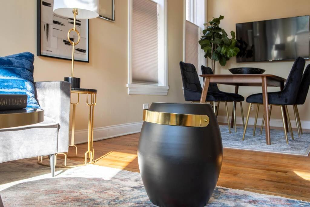 Getaway In The Heart Of Pilsen Chicago Appartement Buitenkant foto